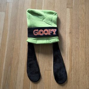 Disney World vintage Goofy hat.